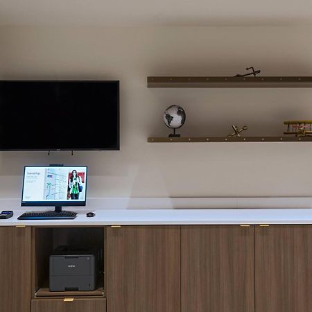 Towneplace Suites By Marriott San Diego Airport/Liberty Station Екстериор снимка