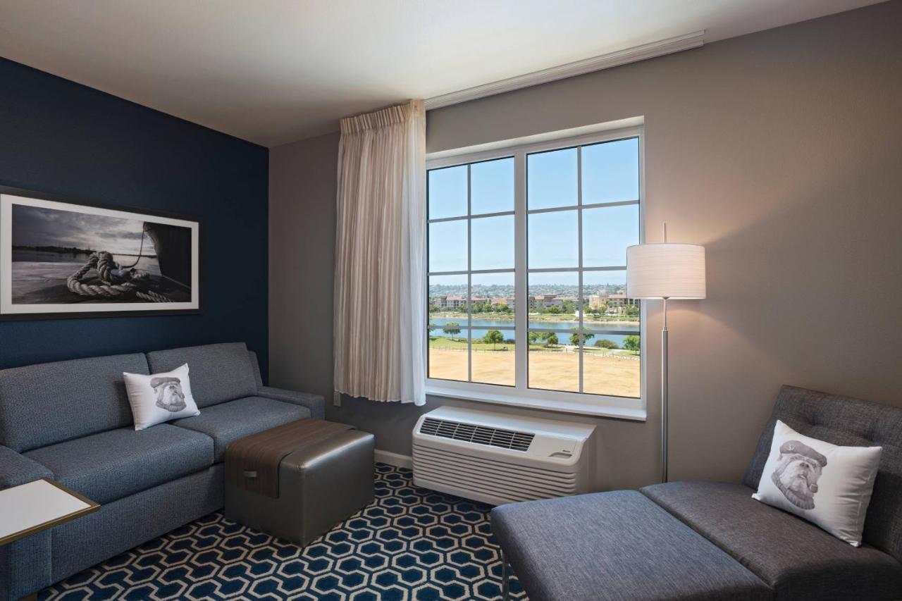 Towneplace Suites By Marriott San Diego Airport/Liberty Station Екстериор снимка