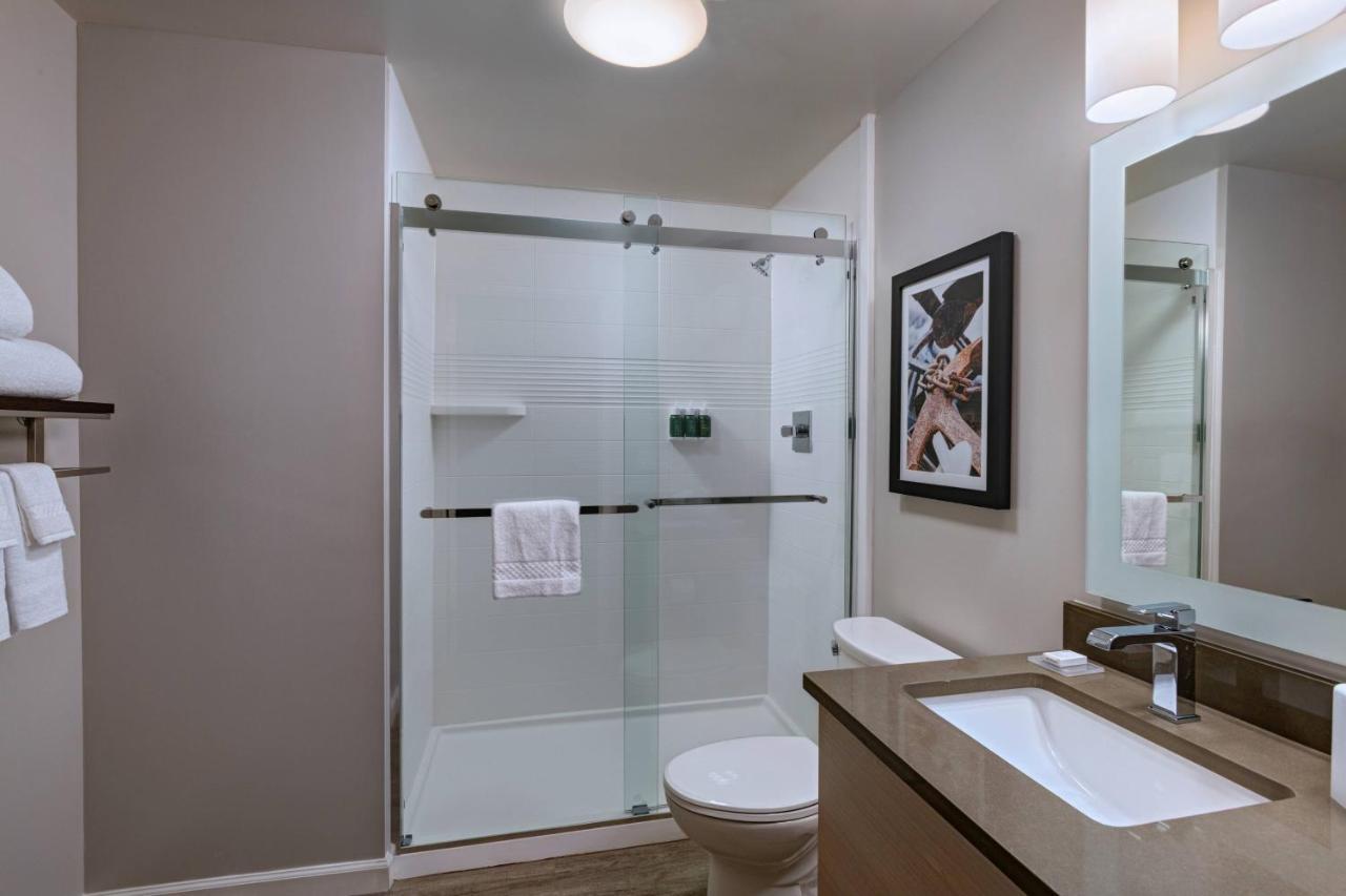 Towneplace Suites By Marriott San Diego Airport/Liberty Station Екстериор снимка