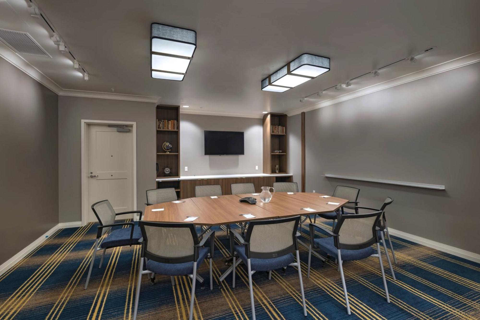 Towneplace Suites By Marriott San Diego Airport/Liberty Station Екстериор снимка