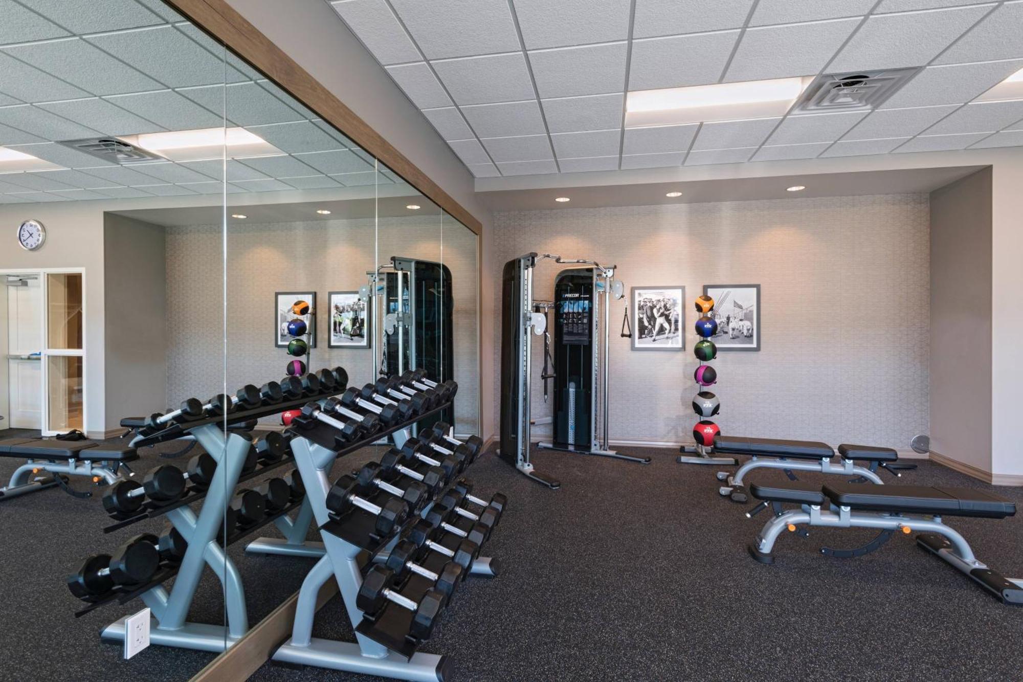 Towneplace Suites By Marriott San Diego Airport/Liberty Station Екстериор снимка