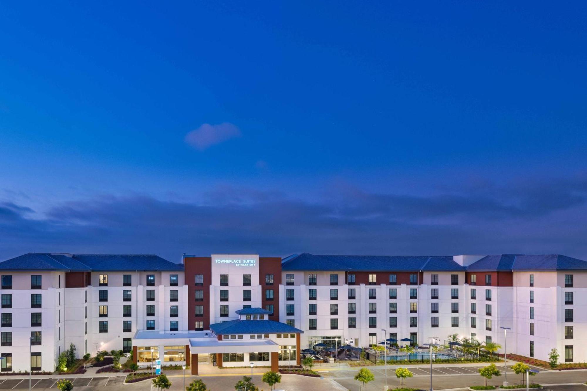 Towneplace Suites By Marriott San Diego Airport/Liberty Station Екстериор снимка