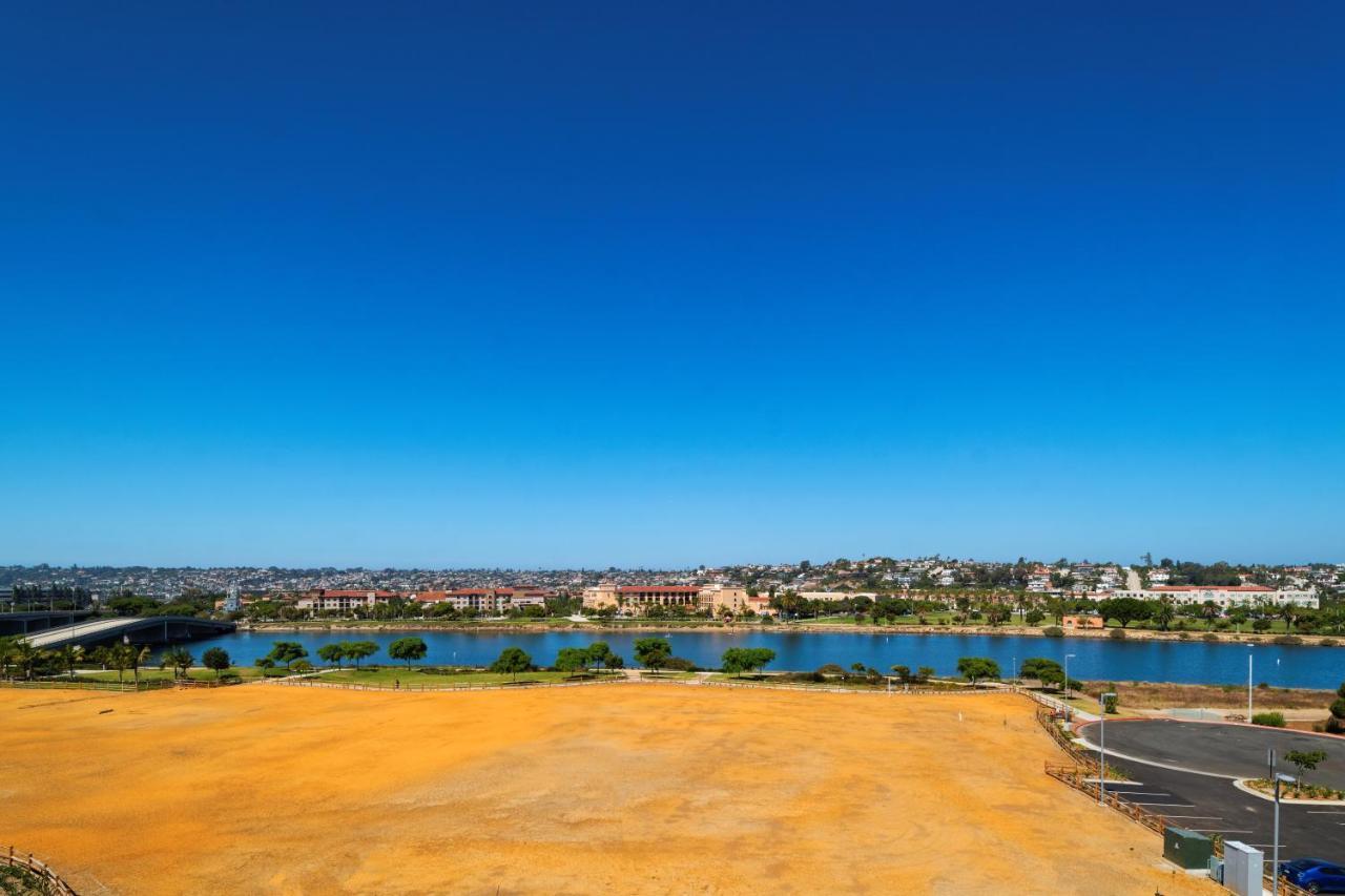 Towneplace Suites By Marriott San Diego Airport/Liberty Station Екстериор снимка